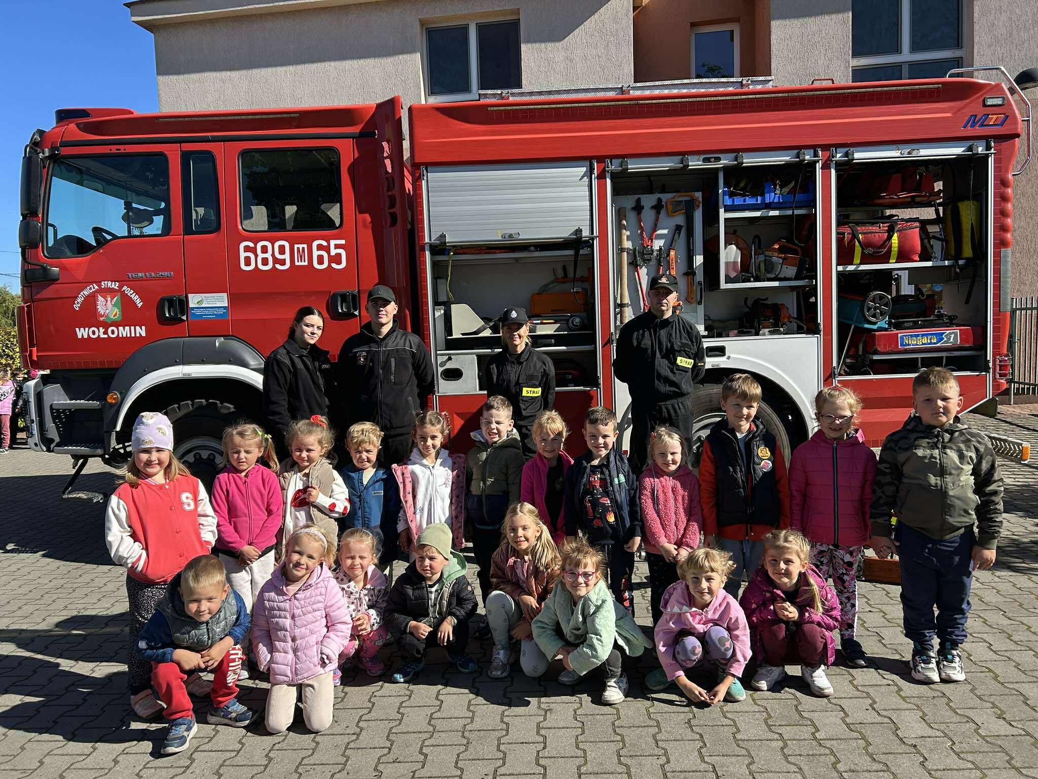 552877791 2208112093031360 4931930359104661102 N