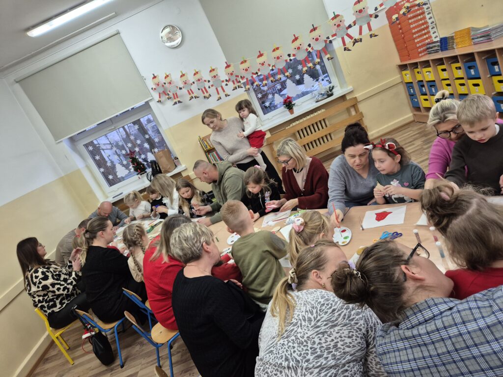 Zdjęcie: WARSZTATY BOŻONARODZENIOWE – GR. STOKROTKI