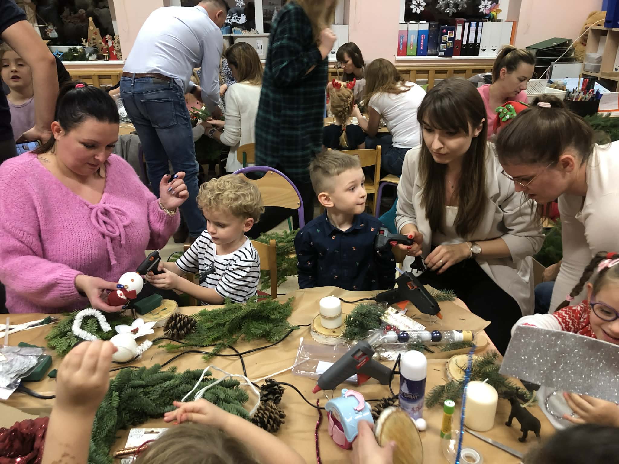 79570f92 D75e 4b36 A6d9 2dd587de8452