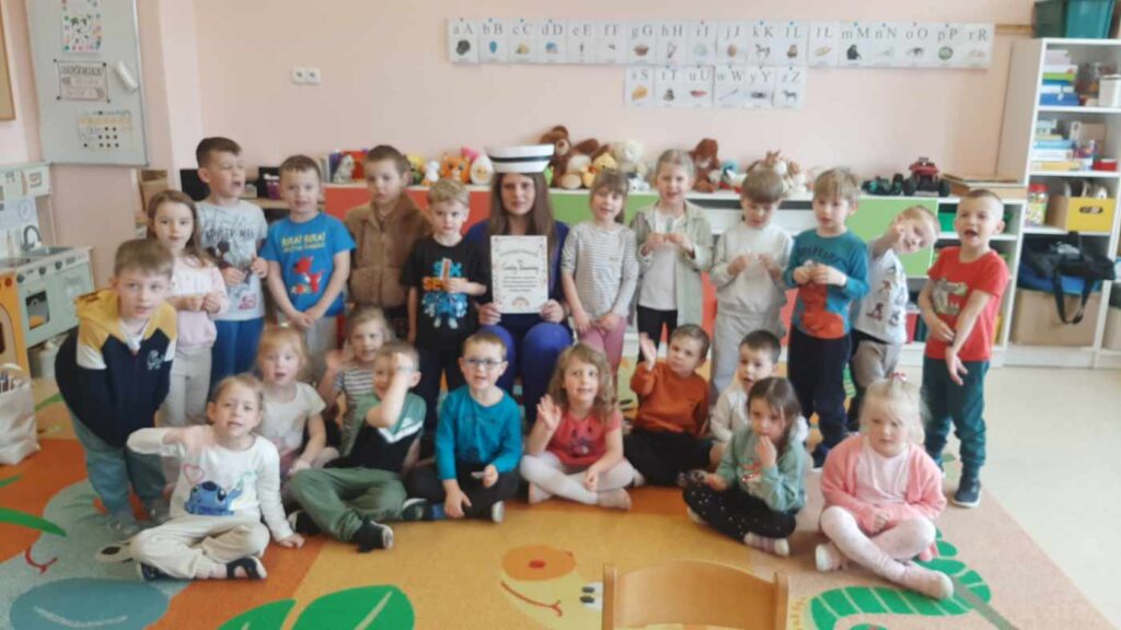 Zdjęcie: SPOTKANIE Z PIELĘGNIARKĄ – GR. JEŻYKI